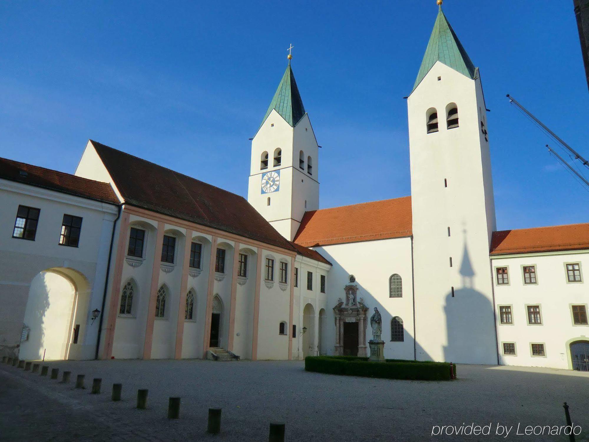 Corbin Muenchen Airport Business Hotel Фрайзинг Екстериор снимка