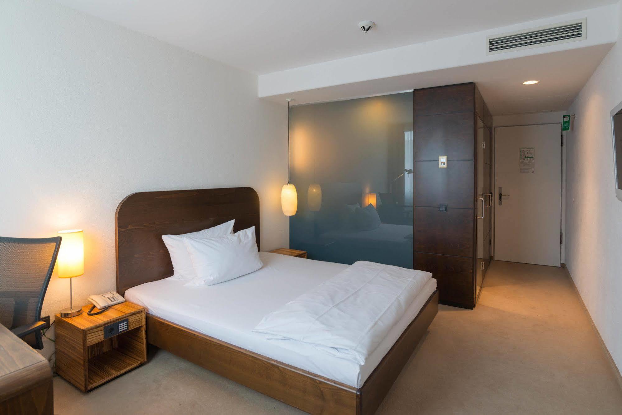 Corbin Muenchen Airport Business Hotel Фрайзинг Екстериор снимка