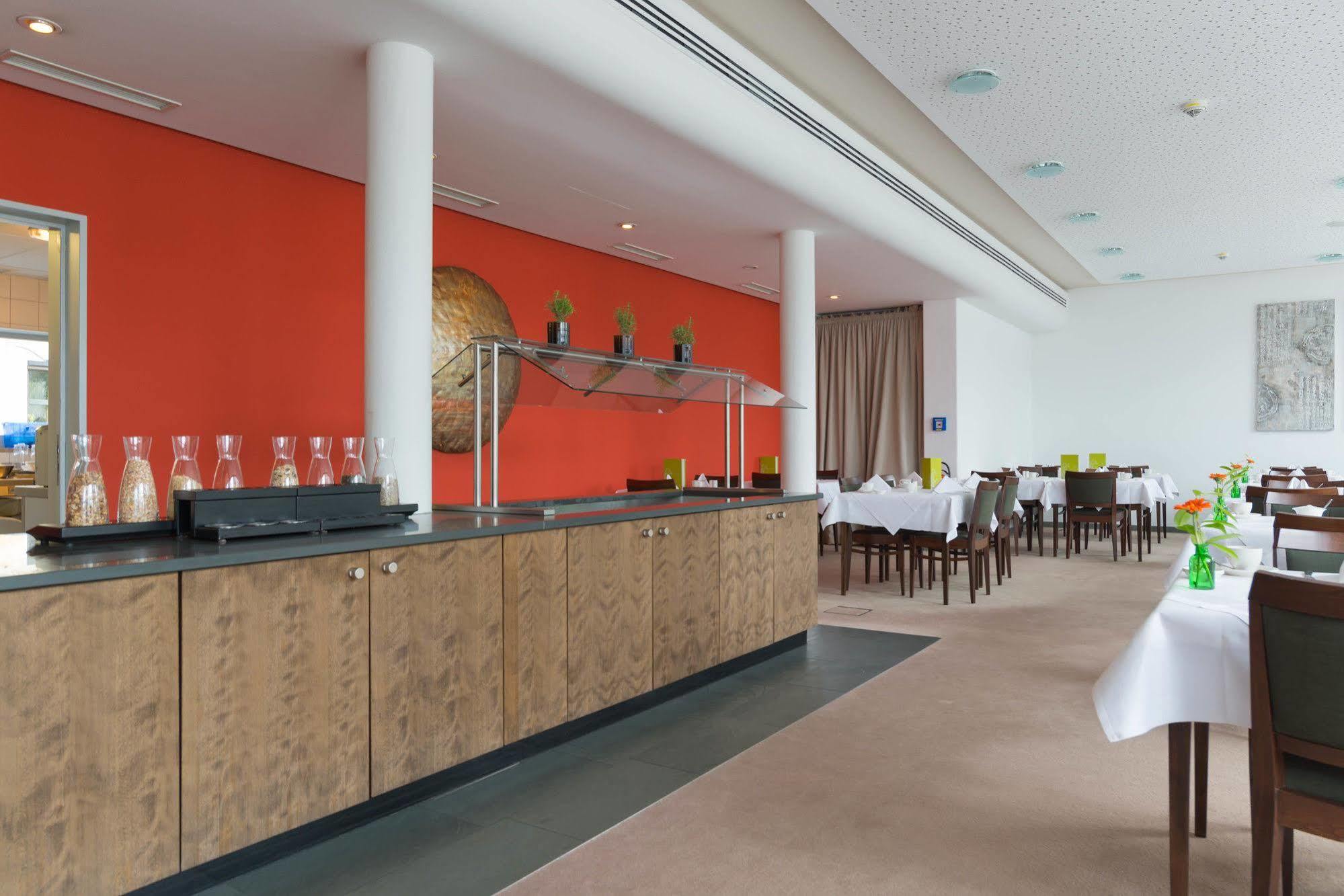 Corbin Muenchen Airport Business Hotel Фрайзинг Екстериор снимка